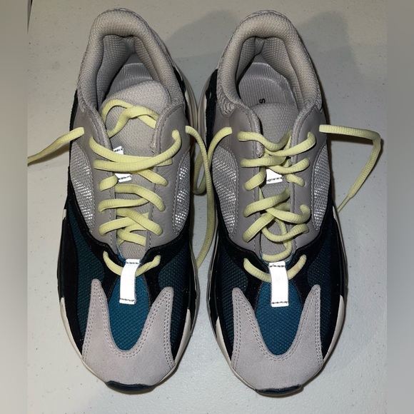 Yeezy Boost 700 Wave runner - Picture 9 of 11
